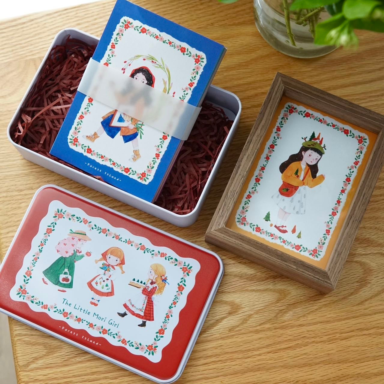 Illustrated Postcard Gift Set